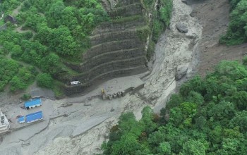 भेमाथाङ चौरमा गएको भीषण पहिरो: मेलम्ची खोलामा आएको आकस्मिक र अकल्पनीय बाढीले मानवीय तथा भौतिक संरचनामा ल्याएको ठूलो क्षति 